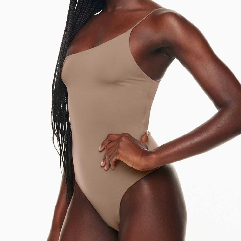 Babaton| Aritzia| Contour One-Shoulder Bodysuit in Medium Nude Sz XL